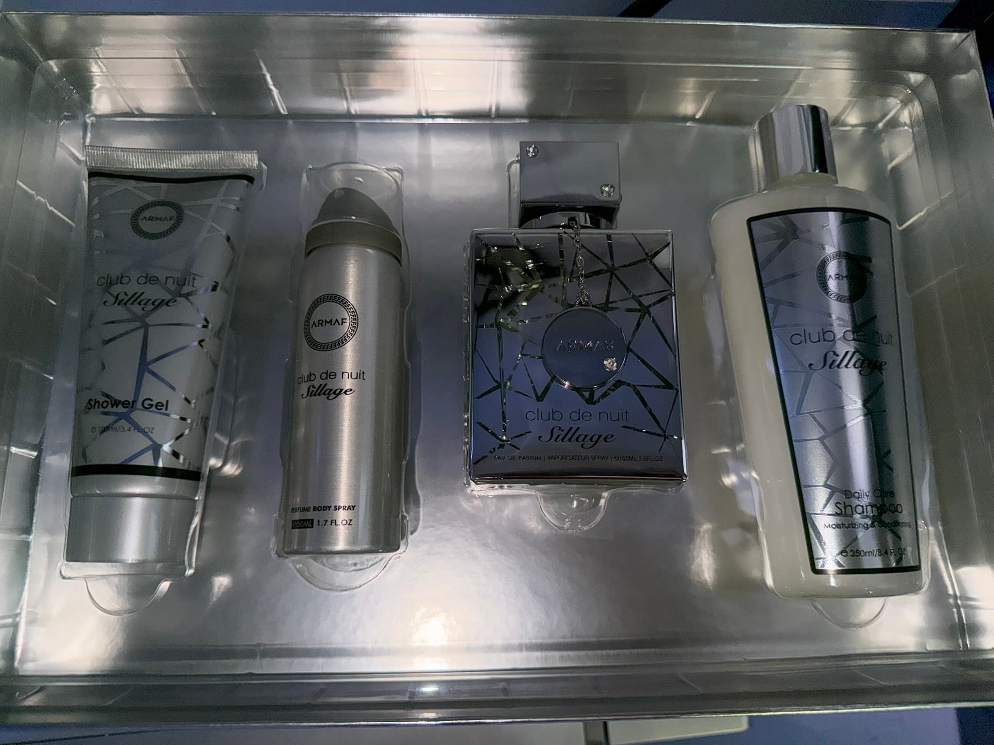 Club de Nuit Sillage - Set de Regalo 100ml
